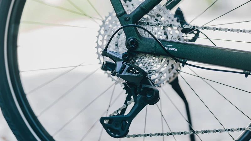 Cube Kathmandu Hybrid EXC 800 Wh E-Trekkingbike Diamant 28" stellar´n´chrome