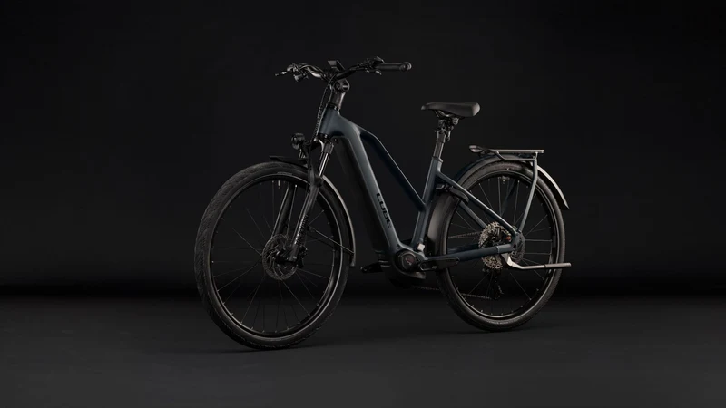 Cube Kathmandu Hybrid Pro 800 Wh E-Trekkingbike Trapeze 28" coal´n´black