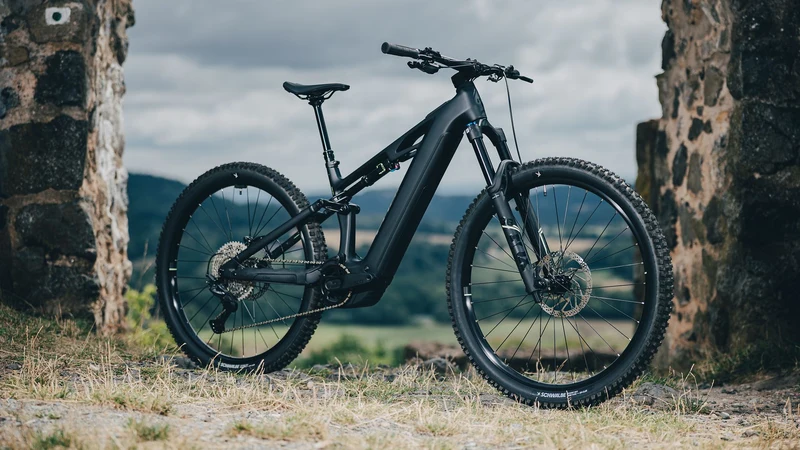 Cube Stereo Hybrid ONE44 HPC Race 800 Wh E-Bike Fully coal´n´green