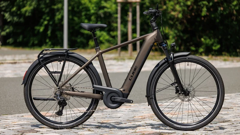 Cube Touring Hybrid Pro 800 Wh E-Trekkingbike Diamant 28" metallicumbra´n´black