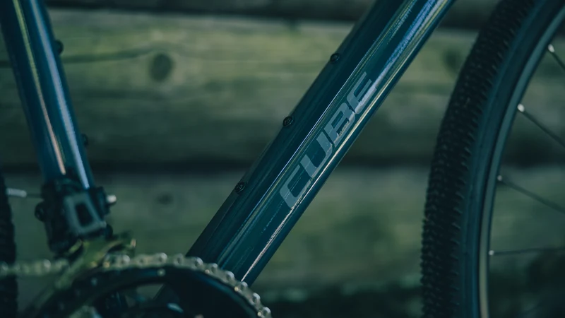 Cube Nuroad Race Gravelbike Diamant 28" inkgrey´n´grey