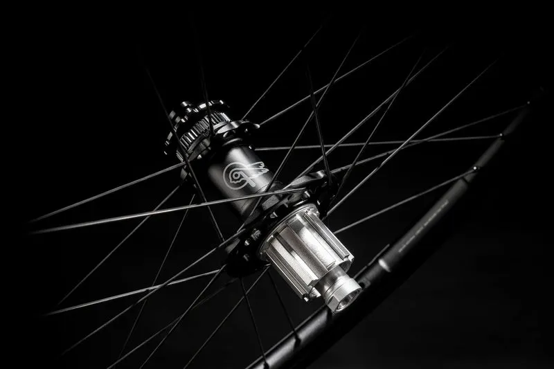 Campagnolo 28",sw,CL,VR100/HR142,Shim.HG 11,9-12-f. Laufradsatz Campa. Zonda GT DB 2WF C23