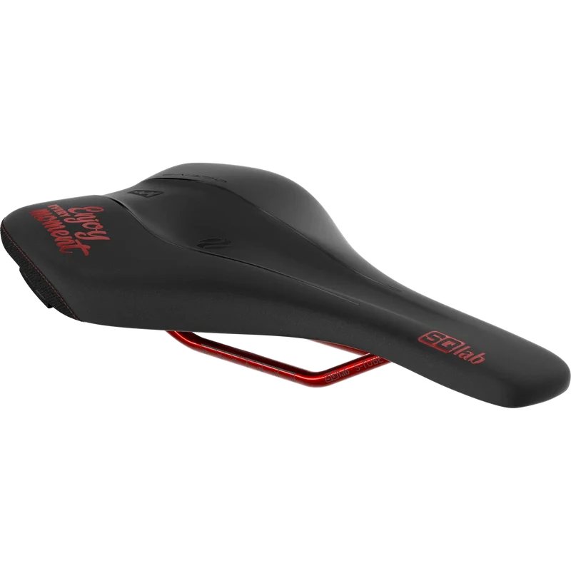 SQ-Lab 611 ERGOWAVE® active 2.1 ltd. Enjoy MTB Sattel rot
