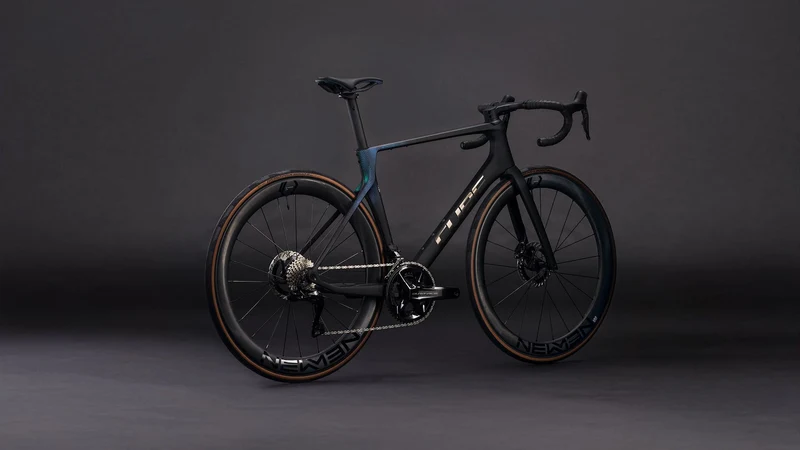 Cube Agree C:62 SLT Rennrad Diamant 28" black´n´black