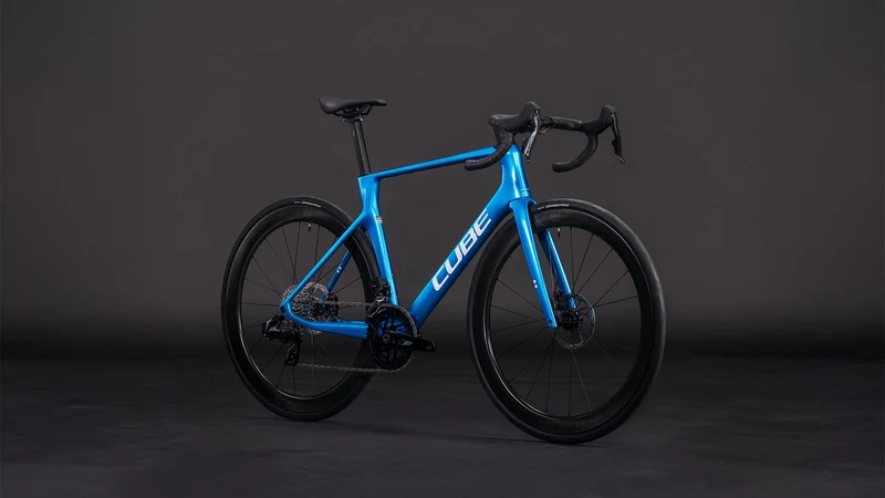 Cube Agree C:62 EX Rennrad Diamant 28" topasblue´n´white