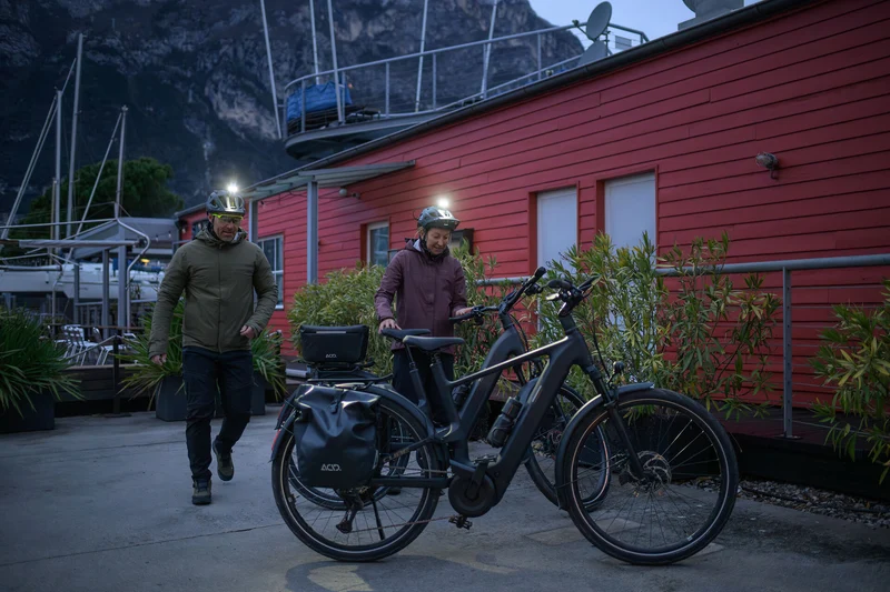 Cube Kathmandu Hybrid One11 HPC SLT 800 Wh E-Bike Diamant 28" glintsand´n´oatgrey