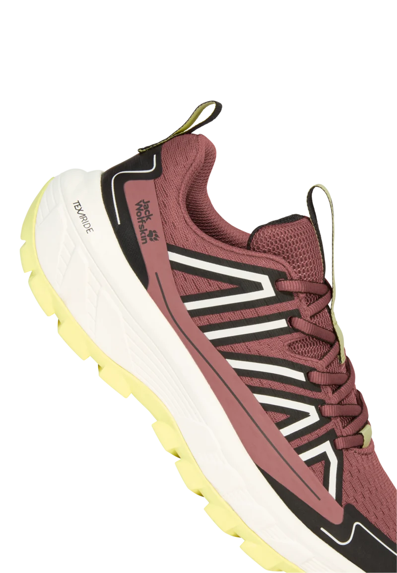WILD HIKE LOW W