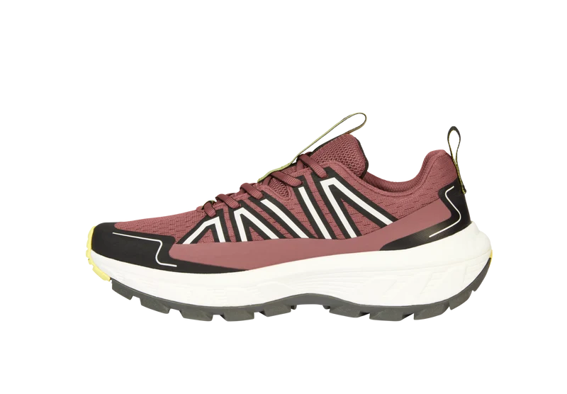 WILD HIKE LOW W