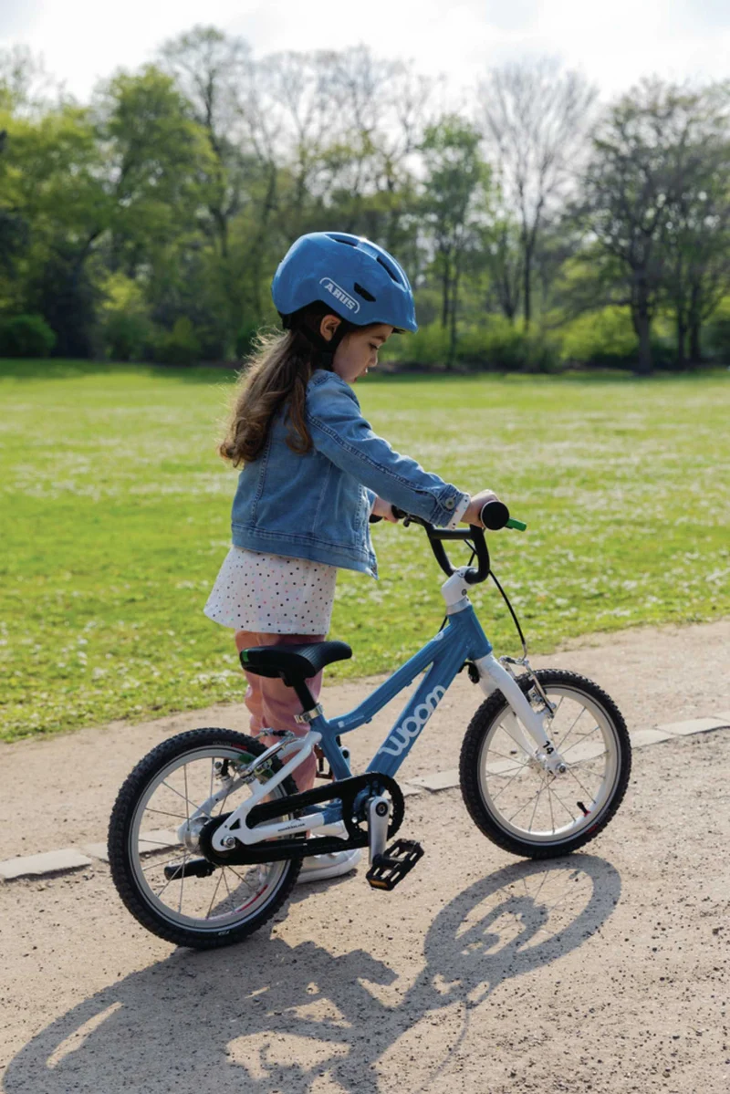Abus Smiley 3.0 Kinder-Helm blue whale