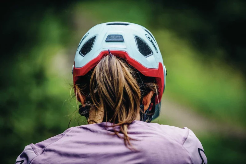Abus MoDrop MTB-Helm velvet black