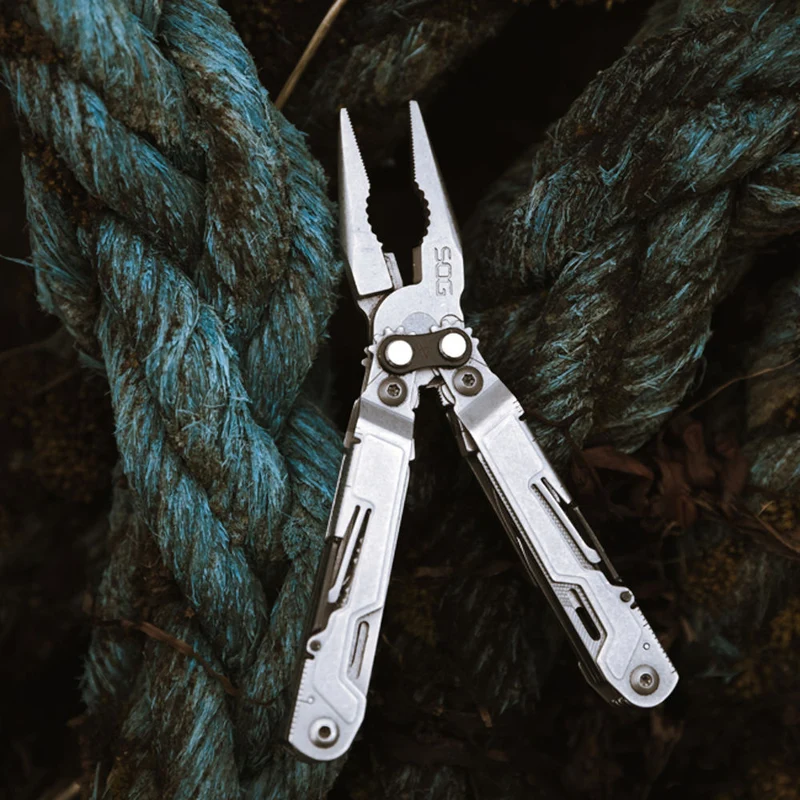 SOG Knives - PowerPint Multi-Tool // Stahl