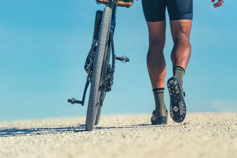 Northwave Hammer Plus MTB-Schuhe dark grey/honey