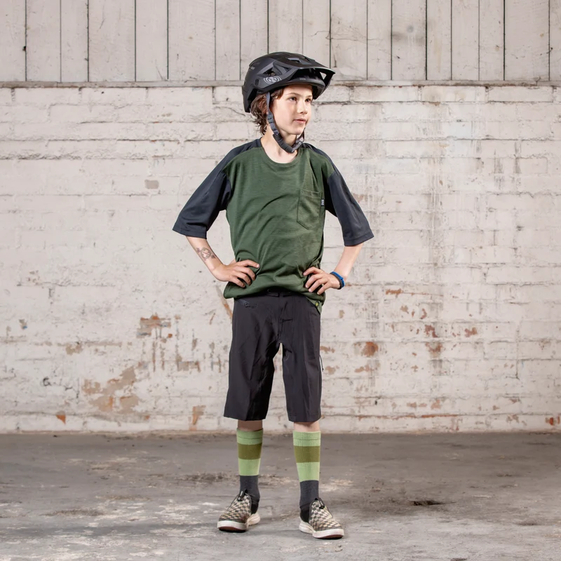 Flow XTG Kids Shorts schwarz
