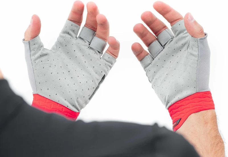 Cube Performance Handschuhe kurz grey´n´red