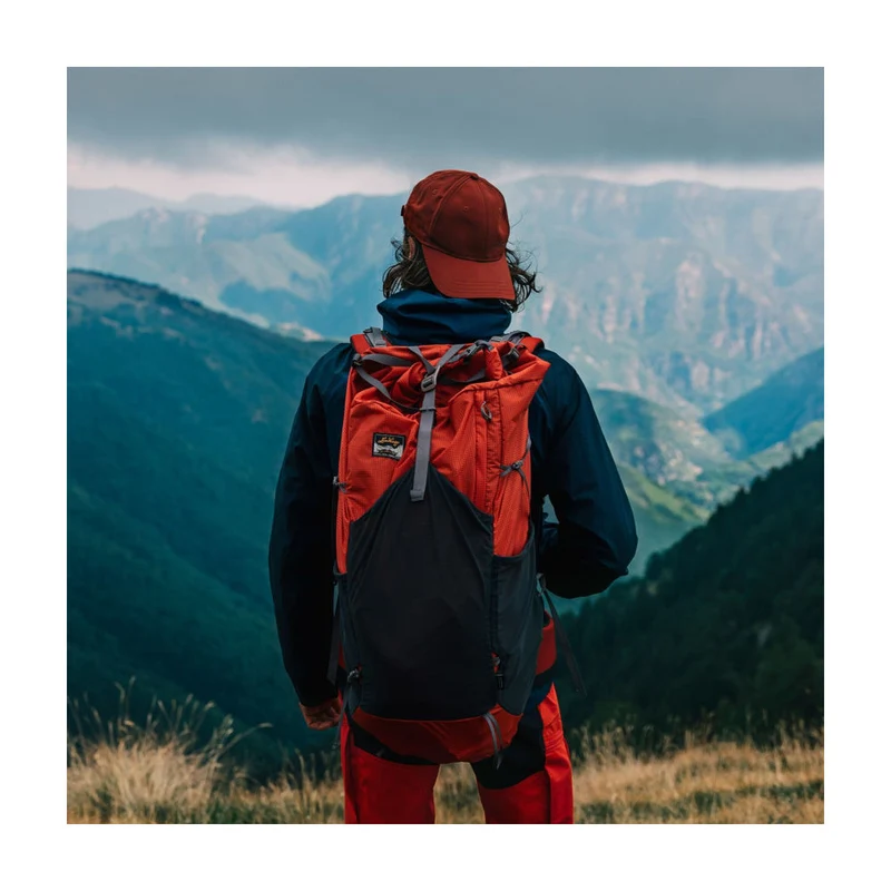 Lundhags - Padje Leichter Wanderrucksack 45L // Rot