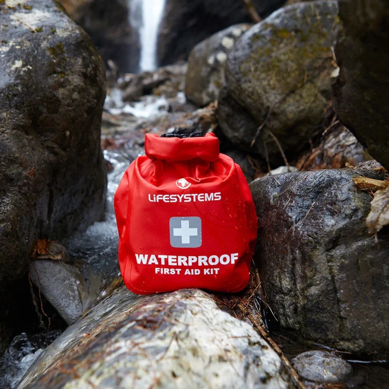 Lifesystems - Wasserdichte Erste-Hilfe-Tasche
