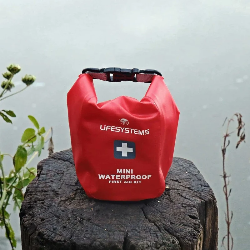 Lifesystems - Kleine, wasserdichte Erste-Hilfe-Tasche