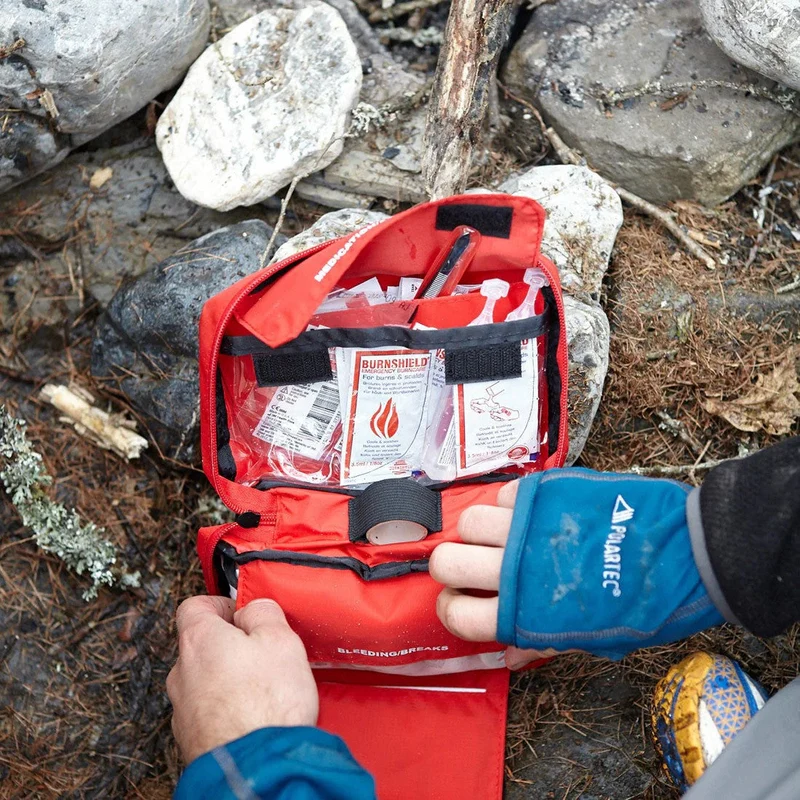 Lifesystems - Camping Erste-Hilfe-Tasche
