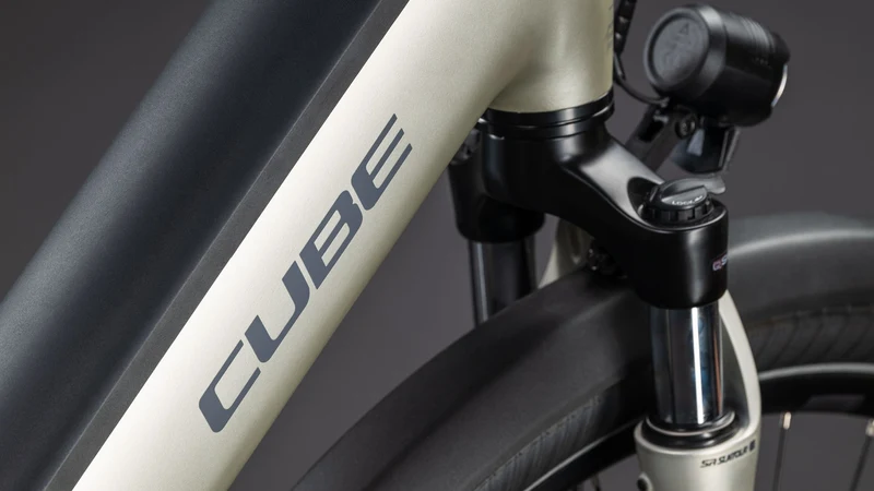 Cube Supreme RT Hybrid Comfort EXC 600 Wh E-Bike Easy Entry champagne´n´grey