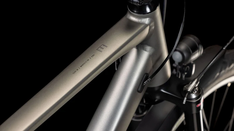 Cube Kathmandu EXC Trekkingrad Diamant 28" grey´n´black