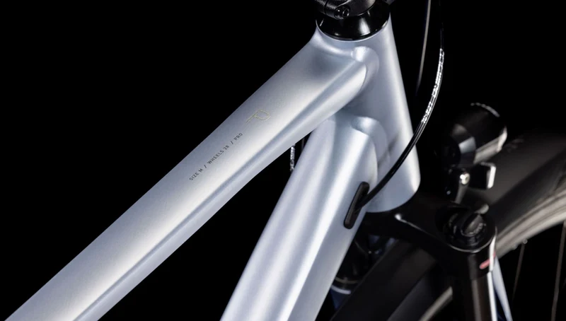Cube Kathmandu Pro Trekkingrad Diamant 28" silverblue´n´grey