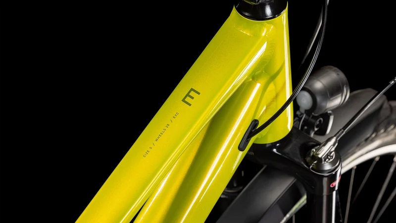 Cube Kathmandu EXC Trekkingrad Trapeze 28" lizard´n´green