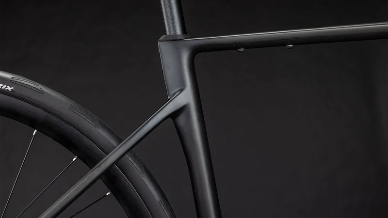 Cube Attain C:62 Race Rennrad Diamant 28" blackline