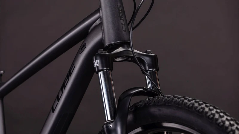 Cube Aim Pro MTB-Hardtail Diamant slateblack´n´black