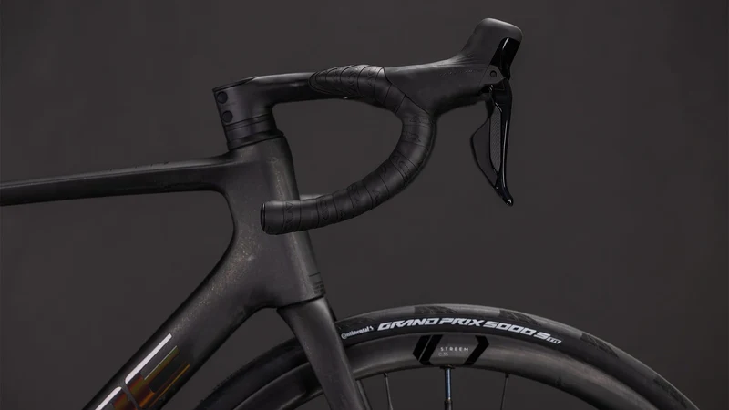 Cube Litening Air C:68X SLT Rennrad Diamant 28" golddust´n´prism