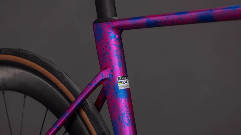 Cube Litening Air C:68X Race Rennrad Diamant 28" dazzlepink´n´blue