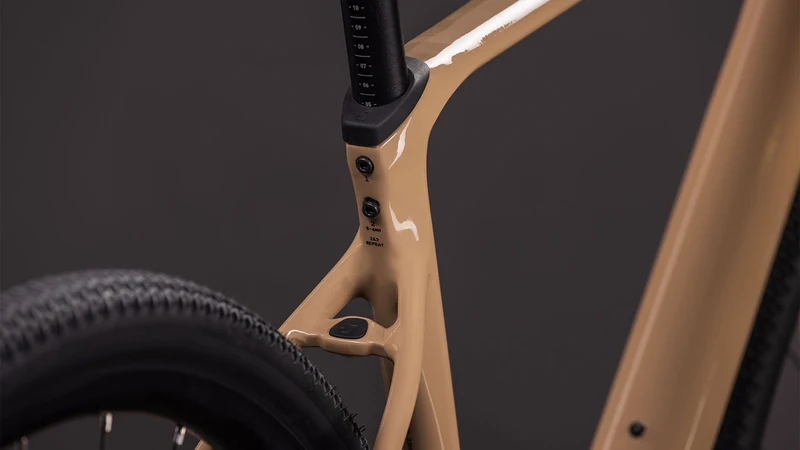 Cube Nuroad Race Gravelbike Diamant 28" cappuccino´n´black