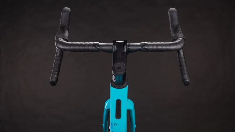 Cube Nuroad C:62 Pro Gravelbike Diamant 28" swimmingpool´n´black