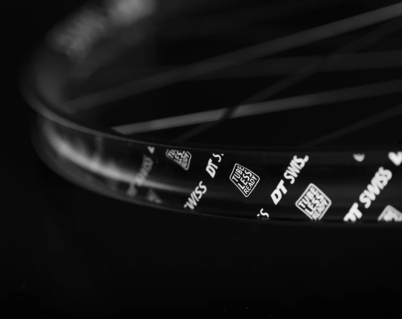 DT Swiss 28", Alu, sw, CL, 110/12mm TA Boost VR DT Swiss HG 1800 Spline 25DB 28"/24