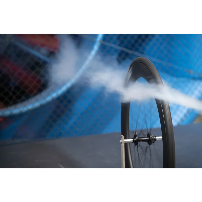 DT Swiss 28", Aluminium, Center Lock,100/12mm TA VR DT Swiss ER1600 Spline WTS DB 28"/30