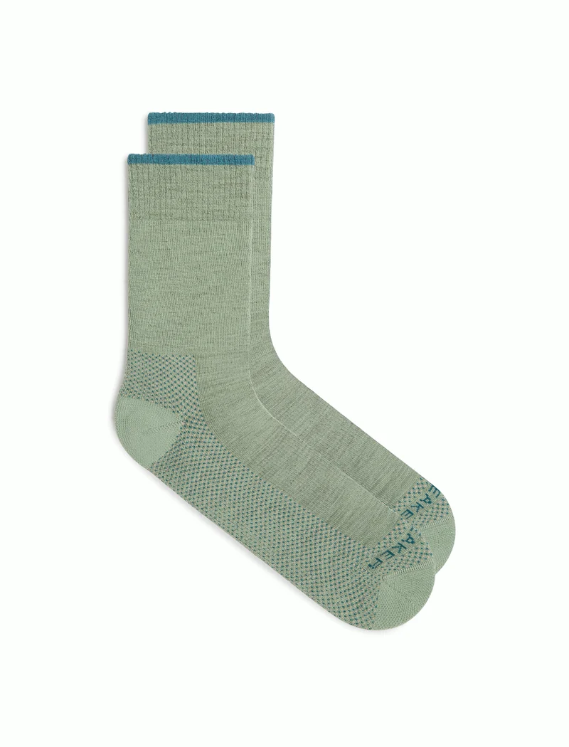 Women Hike Medium Crew