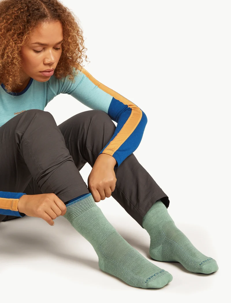 Women Hike Medium Crew
