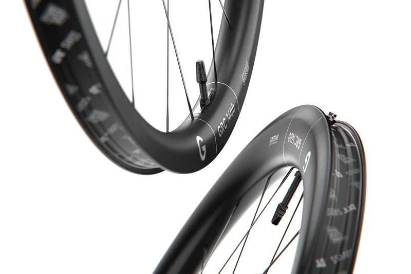 DT Swiss 28", 700C, Carbon, CL,100/12mm TA VR DT Swiss GRC1400 Dicut 50 DB 28"