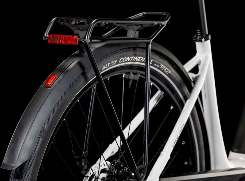 Cube Supreme Hybrid Comfort One 500 Wh E-Bike Easy Entry metallicwhite´n´black