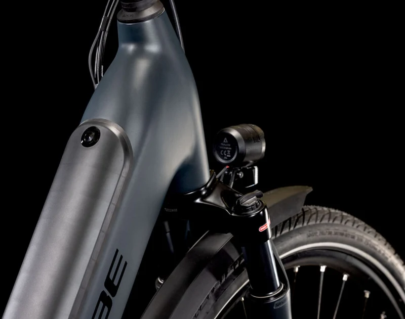 Cube Supreme Hybrid Deluxe Pro 625 Wh E-Bike Easy Entry 28" night´n´black