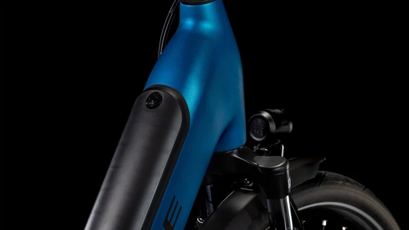 Cube Supreme Hybrid Deluxe One 625 Wh E-Bike Easy Entry electricblue´n´black