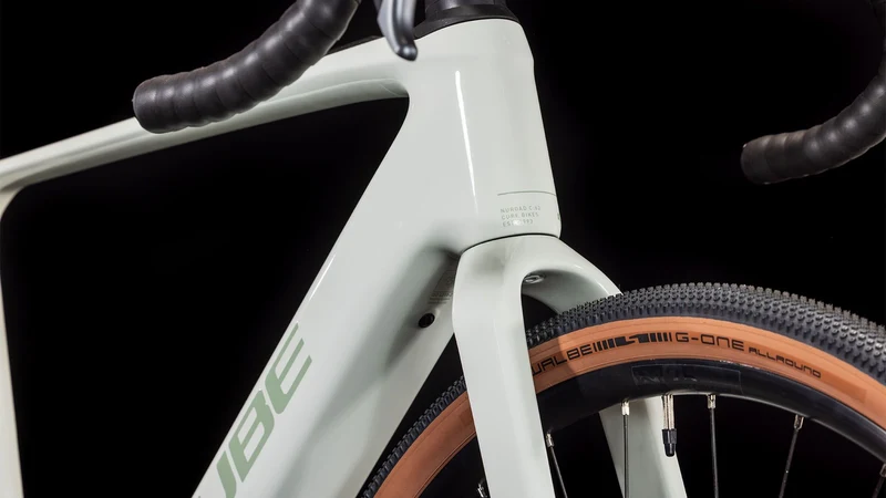 Cube Nuroad Hybrid C:62 Race 400 Wh E-Gravel Rad Diamant 28" desertstone´n´green