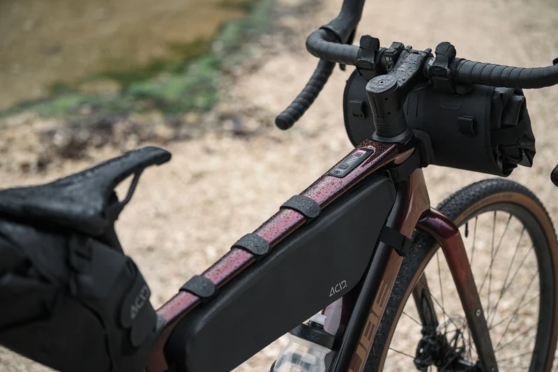 Cube Nuroad Hybrid C:62 SLT 400 Wh E-Gravel Rad Diamant 28" solareclipse´n´bronze