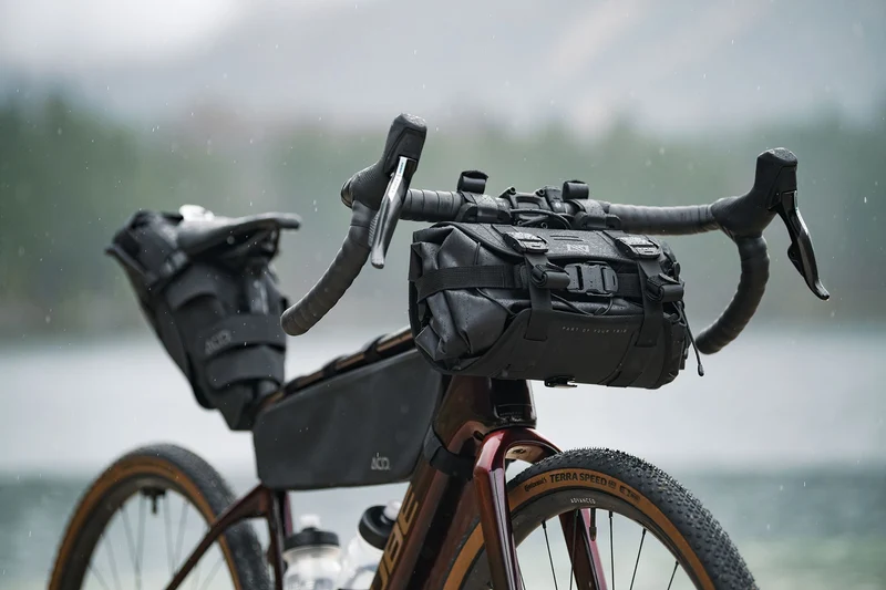Cube Nuroad Hybrid C:62 SLT 400 Wh E-Gravel Rad Diamant 28" solareclipse´n´bronze