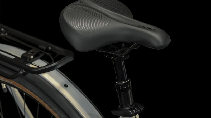 Cube Touring Hybrid Pro 625 Wh E-Bike Easy Entry 28" pearlysilver´n´black