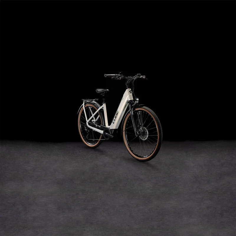 Cube Touring Hybrid Pro 625 Wh E-Bike Easy Entry 28" pearlysilver´n´black