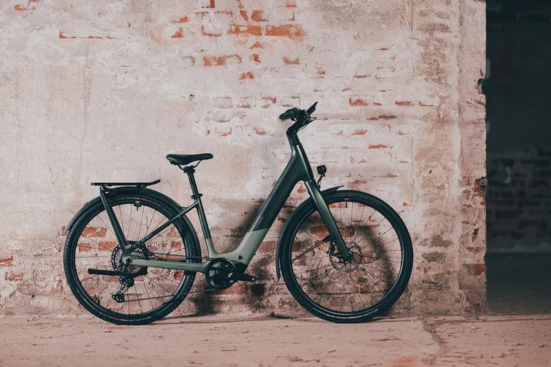 Cube Kathmandu Hybrid C:62 SLT 400 Wh E-Bike Easy Entry 28" stellar´n´origanogreen