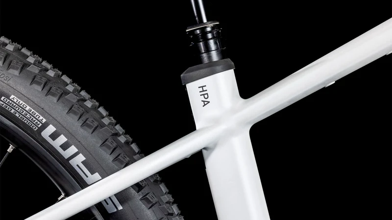 Cube Reaction Hybrid SLT 800 Wh E-Bike Hardtail Diamant metallicwhite´n´black