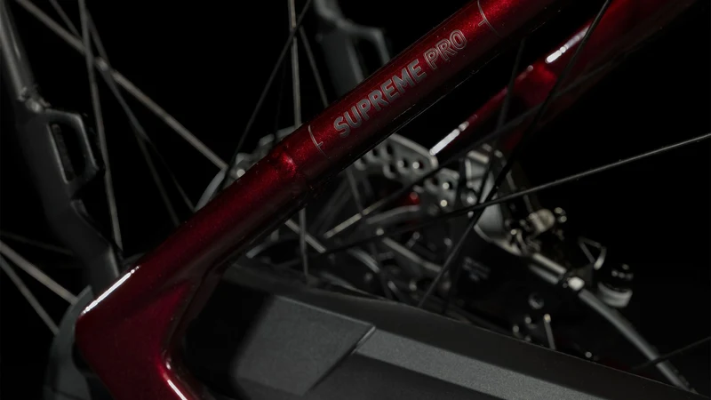 Cube Supreme Hybrid Pro 625 Wh E-Bike Easy Entry red´n´black