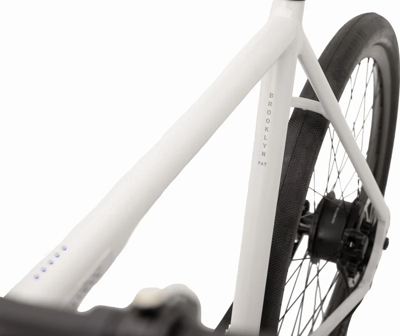 Coboc Brooklyn FAT 360 Wh E-Bike Diamant 27,5" cloud white, matt