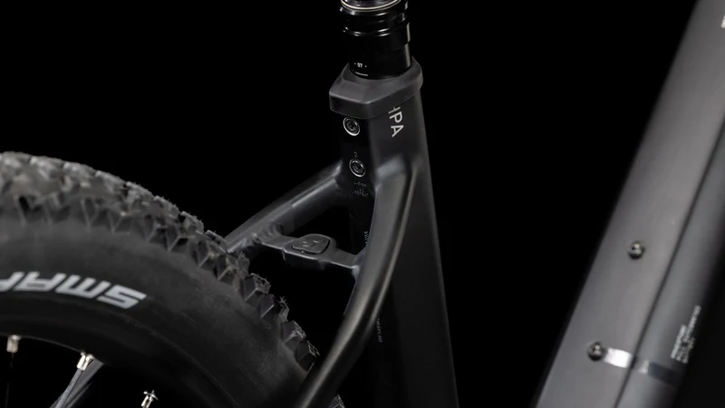 Cube Reaction Hybrid Race 800 Wh E-Bike Hardtail Easy Entry 27,5" black´n´metal
